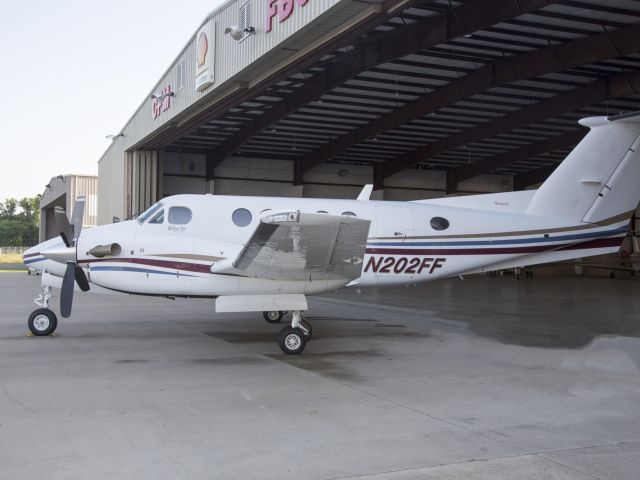 Beechcraft Super King Air 200 (N202FF)