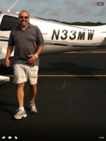 Cirrus SR-22 (N33MW) - Just landed - Martha's Vineyard!