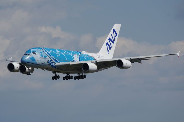 Airbus A380-800 (JA381A)