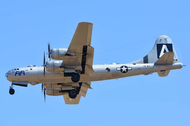 Boeing B-29 Superfortress (N529B) - Commemorative Air Force Boeing B-29 Superfortress N529B Fifi at Phoenix-Mesa Gateway Airport on April 15, 2017.