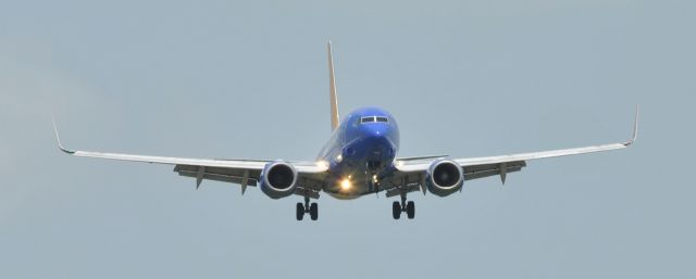 Boeing 737-700 (N713SW)