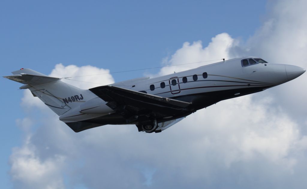 Hawker 800 (N49RJ)