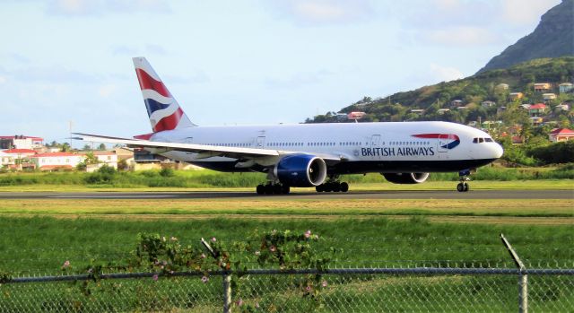 Boeing 777-200 (G-VIIO)