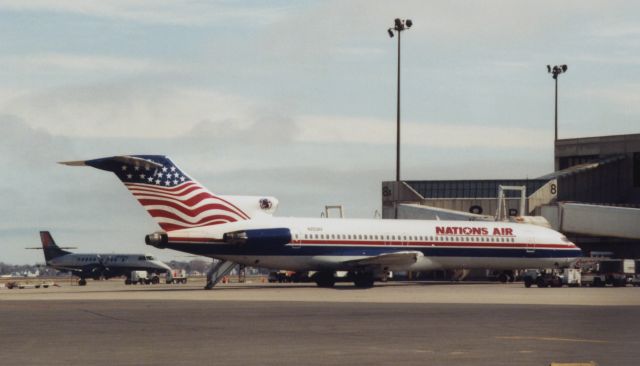 BOEING 727-200 (N203AV)