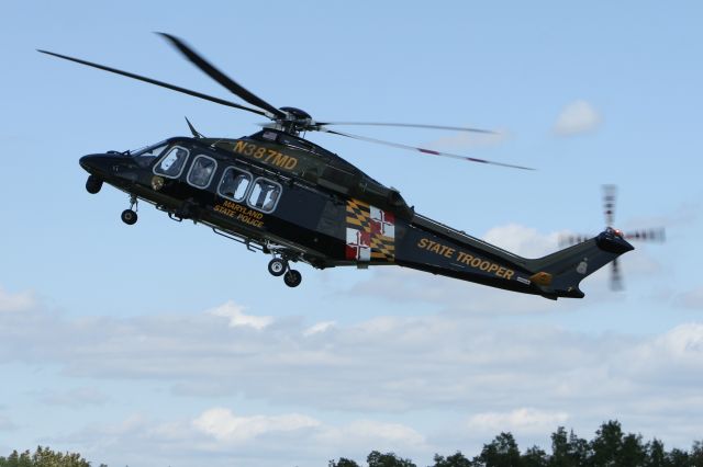 BELL-AGUSTA AB-139 (N387MD) - Landed with a little strong wind