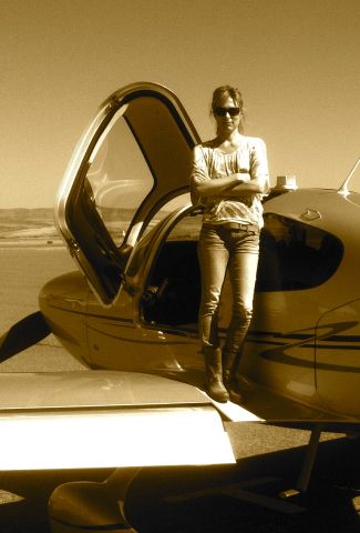 Cirrus SR-22 (N19BA) - Best CO-Pilot ever!!