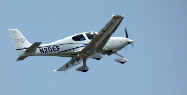 Cirrus SR-20 (N20EF) - Shortly after departure is this 2021 Cirrus SR20 G6 in the Spring of 2023.