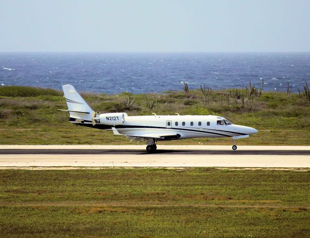 IAI Gulfstream G100 (N212T)