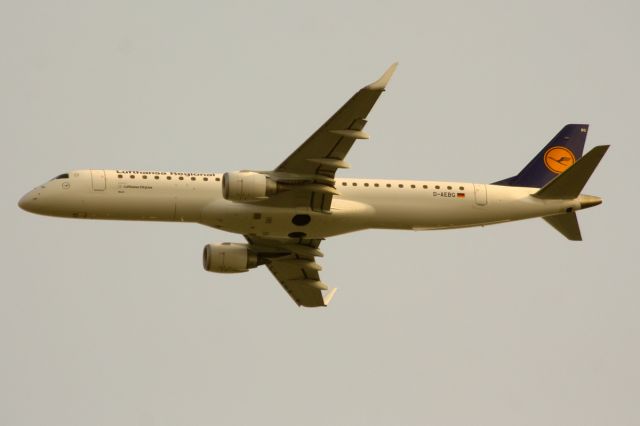 BOEING 737-300 (D-AEBG)