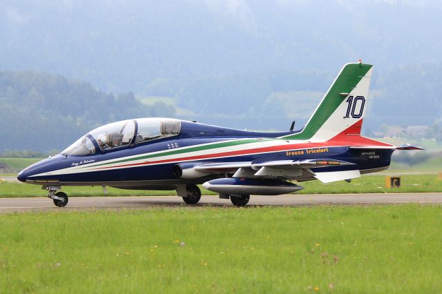 AERMACCHI MB-339 (APJ55055)