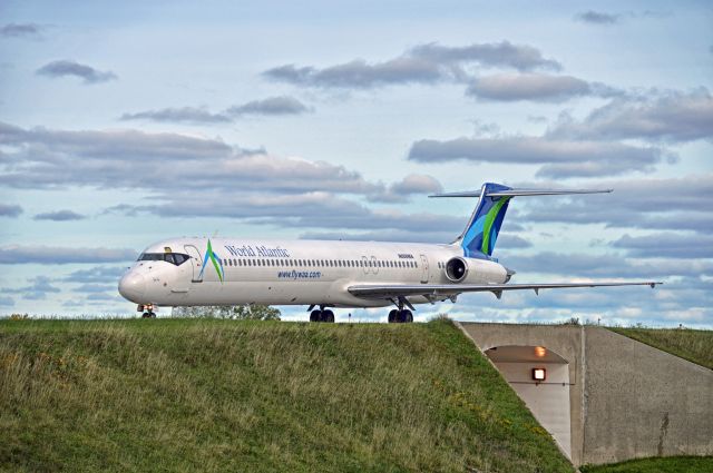 McDonnell Douglas MD-83 (N806WA)