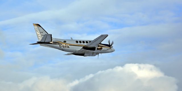 Beechcraft King Air 100 (MAX150)