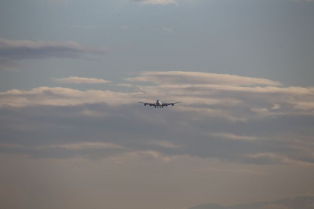 BOEING 747-8 (B-LJI)