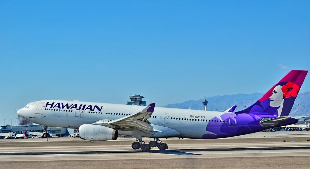 Airbus A330-200 (N389HA) - N389HA Hawaiian Airlines 2012 Airbus A330-243 - cn 1316 "Kealiiokonaikalewa" - Las Vegas - McCarran International Airport (LAS / KLAS)<br>USA - Nevada May 10, 2015<br>Photo: Tomás Del Coro