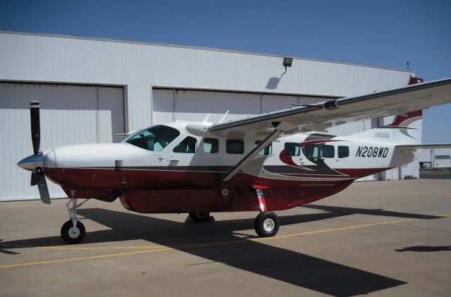 Cessna Caravan (N208WD) - Cessna Grand Caravan w/ Exec Interior @ Cessna Plant - Demo Aircraft, 4-6-09, Possibly 2nd Caravan to have this number - See 2007 photo