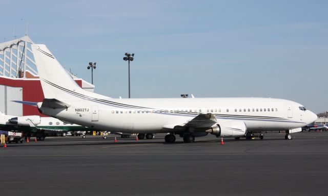 BOEING 737-400 (N802TJ)