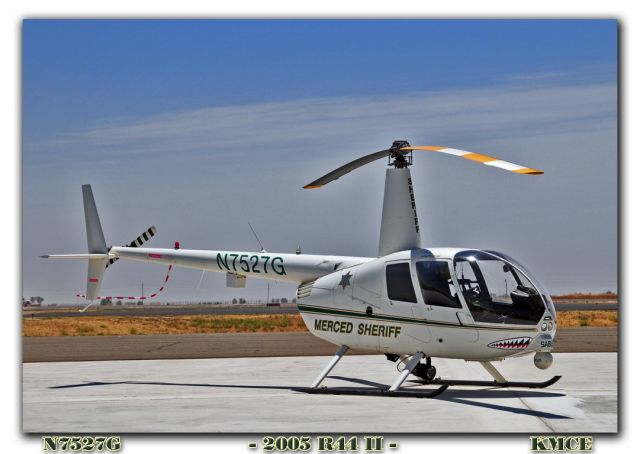 Robinson R-44 (N7527G)