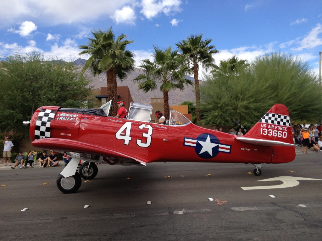 Cirrus SR-20 (N3171P) - AOPA Parade of Planes - Palm Springs