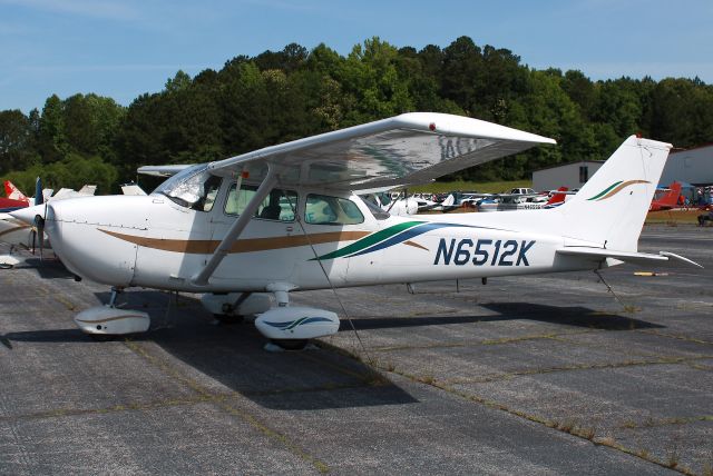 Cessna Skyhawk (N6512K) - Owned by FAA Employees Flying Club of Atlanta. Photo taken on 05/22/2021.