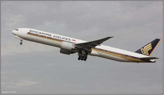 Boeing 777-200 (9V-SWO) - Singapore Airlines Boeing 777-312-ER (9V-SWO) AMS 16-4-2013