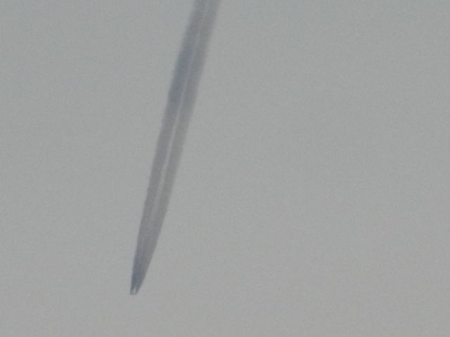 Boeing 777-200 (PH-BQD) - A KLM Boeing 777-200 Flying At Crusing Altitude Making A Thick Contrail That Cut-Clouds, This Aircraft was filmed (video) cutting clouds when it was flying toward me, then when it started its turn it started cutting clouds again! The aircraft is an Estimated 10-50 Miles Away In Distance, And The Aircraft Was At 38,000 FT High