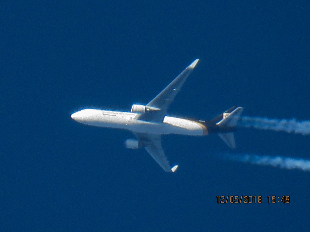 BOEING 767-300 (N343UP)