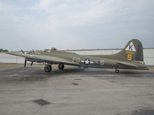 Boeing B-17 Flying Fortress (N3701G)