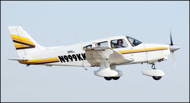Piper Cherokee Arrow (N999KK)