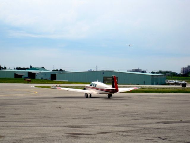 Mooney M-20 (N9453V)