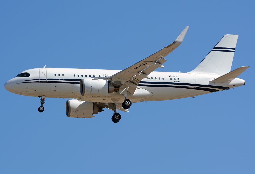 Airbus A319neo (VP-CVJ)