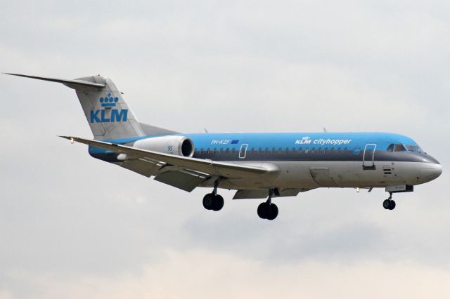 Fokker 70 (PH-KZF)