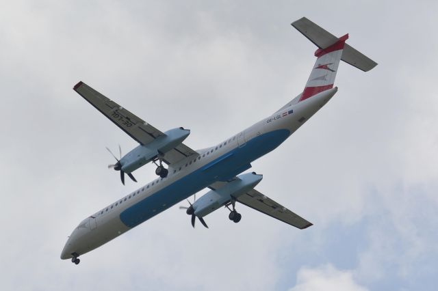 de Havilland Dash 8-400 (OE-LGL)