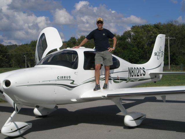 Cirrus SR-22 (N802CS)