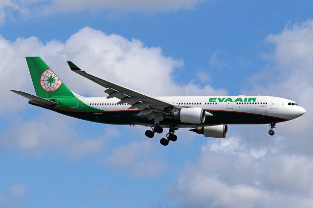 Airbus A330-200 (B-16311)