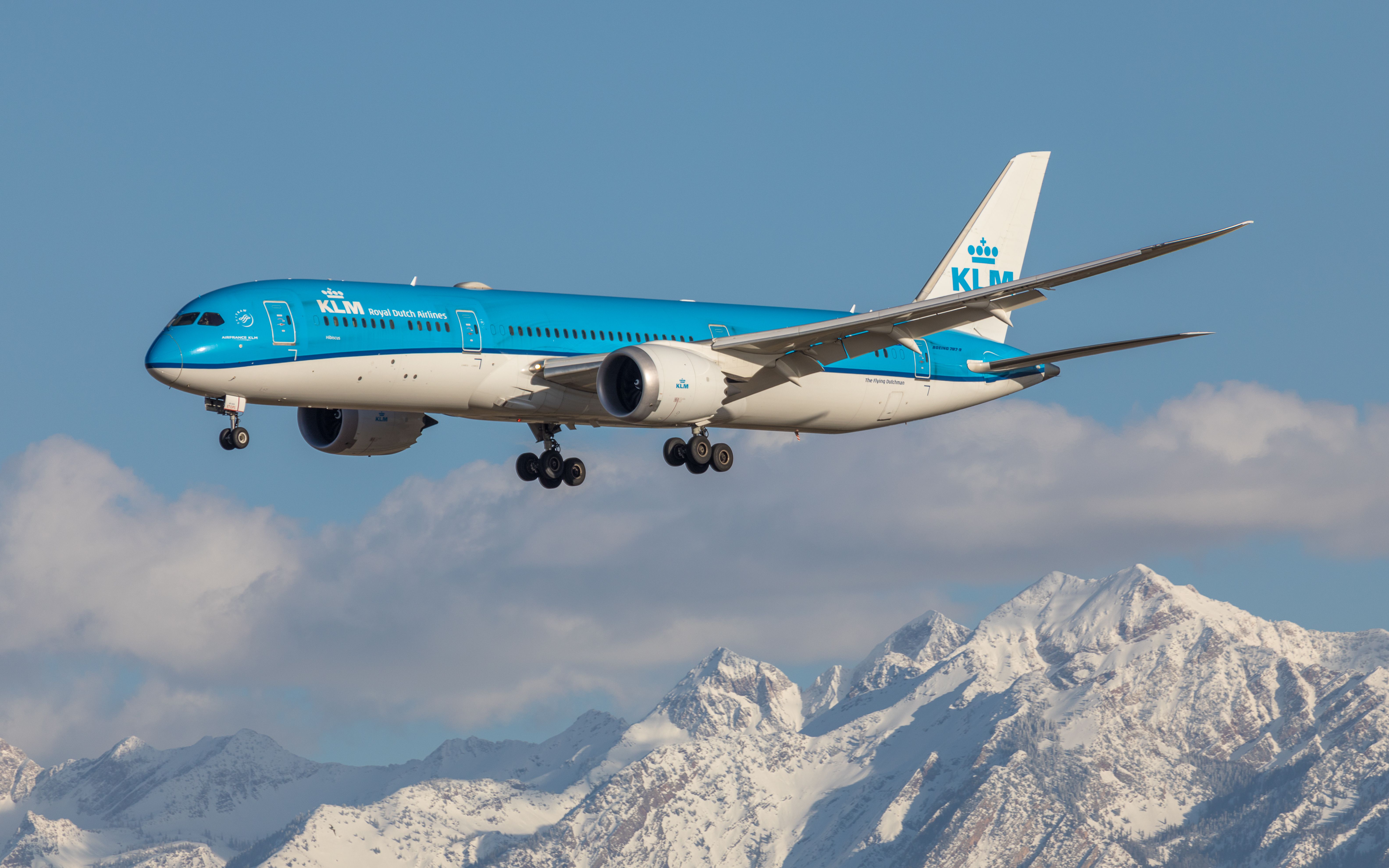 Boeing 787-9 Dreamliner (PH-BHF) - Nice to see KLM back in Salt Lake with the 787-900.