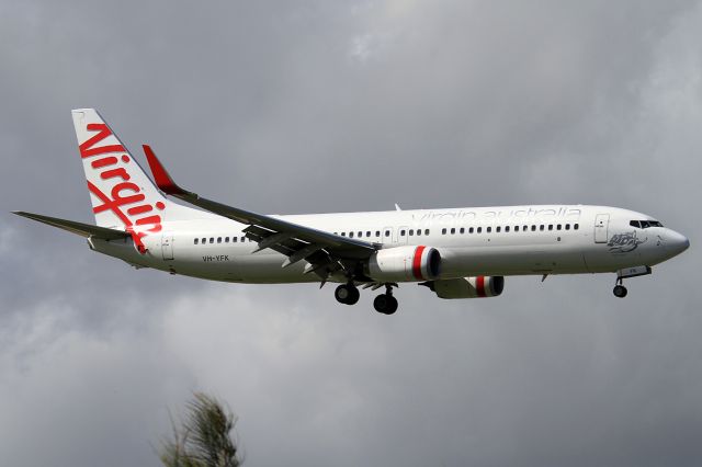 Boeing 737-800 (VH-YFK)