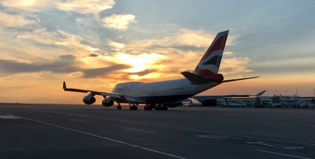 Boeing 747-400 —