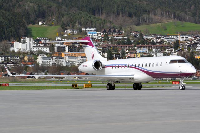 Bombardier Global Express (M-YVVF)