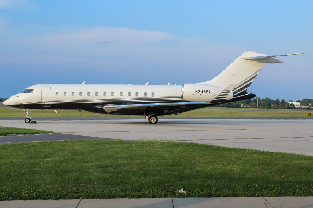 Bombardier Global Express (N349BA)