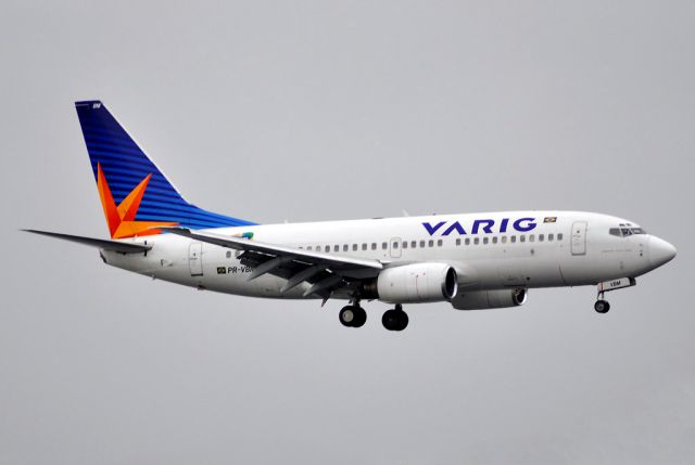 Boeing 737-700 (PR-VBM)