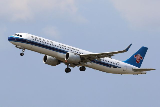 Airbus A321neo (B-30FW)