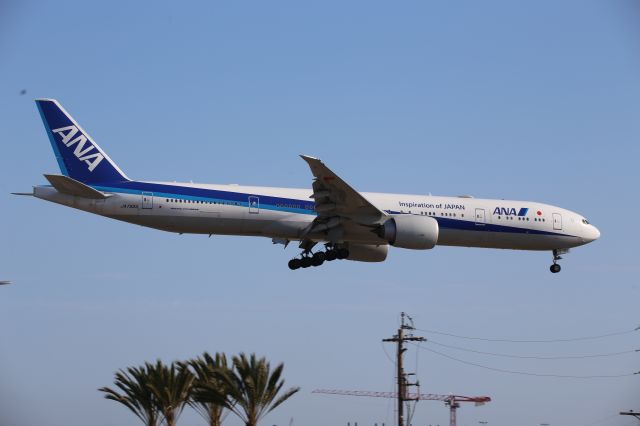 BOEING 777-300ER (JA793A)