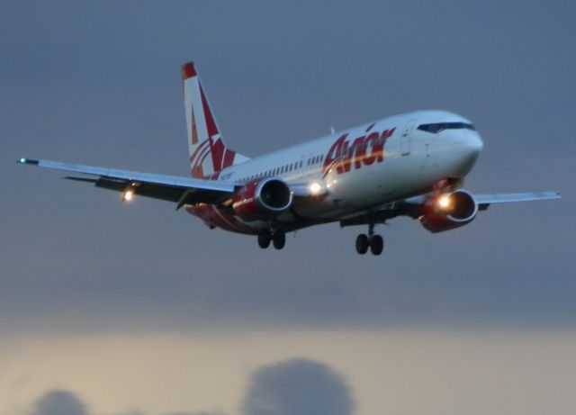 BOEING 737-400 (YV-3187)