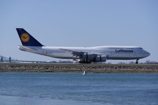 BOEING 747-8 (D-ABYU)