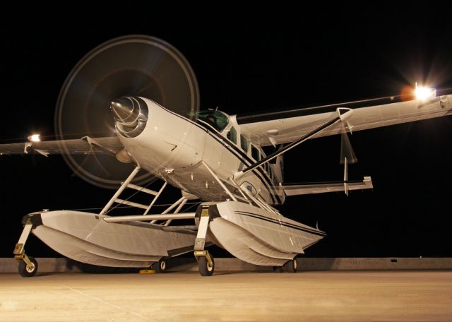 Cessna Caravan (N32009) - Thank you to the AzAP for allowing me to get this shot with them.  Joe, Matt, Jay, and the rest, thank you for having such a fine organization.  I had a blast, and met some great people that night!