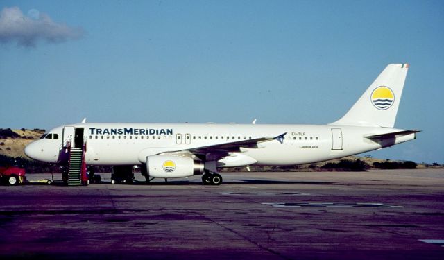 Airbus A320 (EI-TLF)