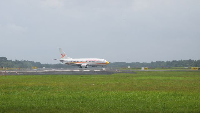 Boeing 737-700 (PZ-TCQ)