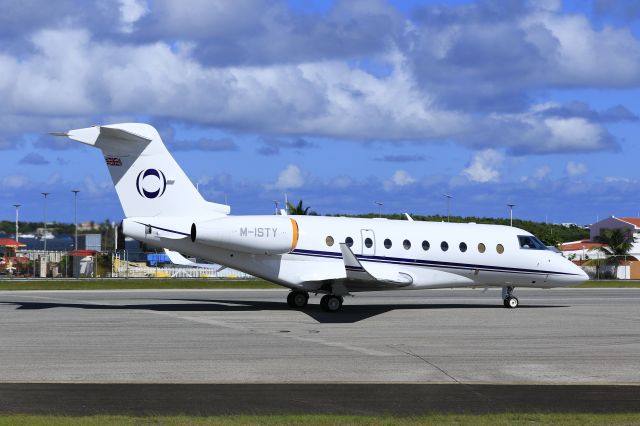 IAI Gulfstream G280 (M-ISTY) - Aircraft M-ISTY arriving st St Maarten