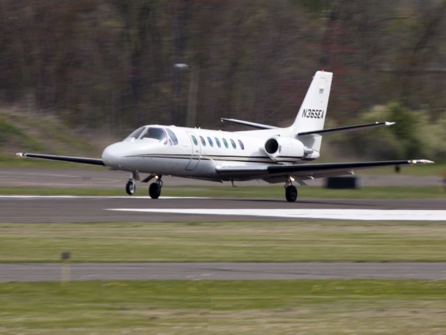 Cessna Citation V (N365EA) - Take off runway 26. The aircraft is managed by CFM Corporate Flight Management.