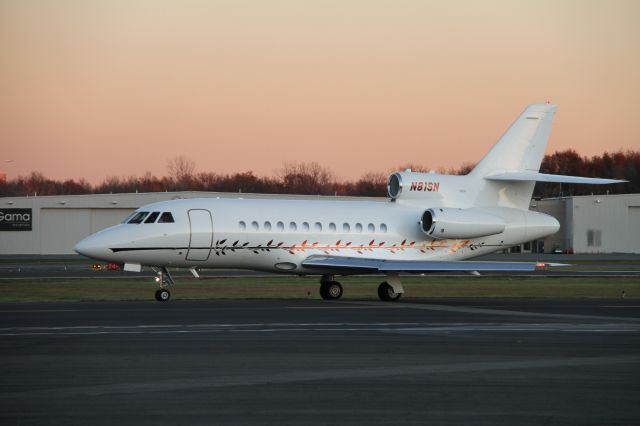 Dassault Falcon 900 (N81SN)